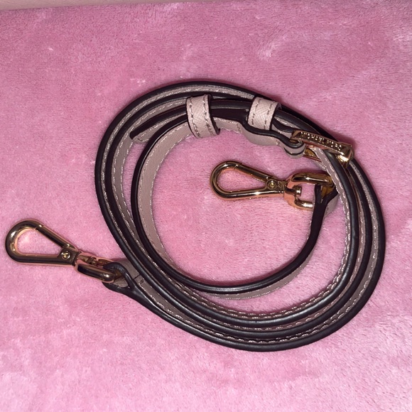 Michael Kors Selma - Picture 7 of 8